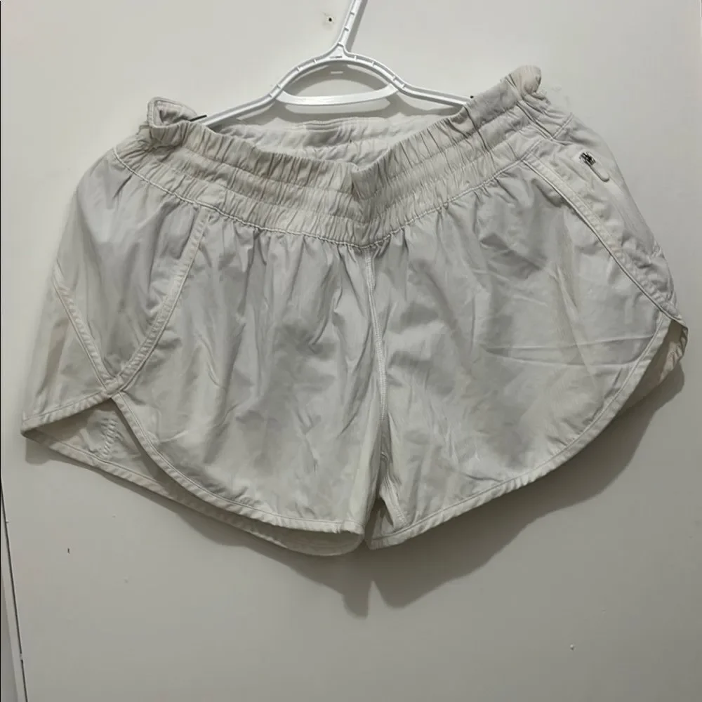 Lululemon Women's White Shorts
